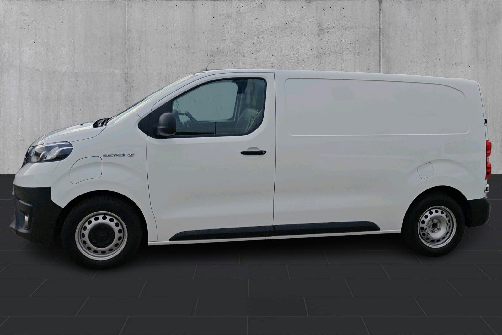 Hvid Toyota ProAce fra 2022