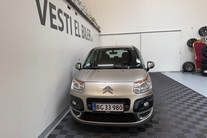 Orange Citroën C3 Picasso fra 2010