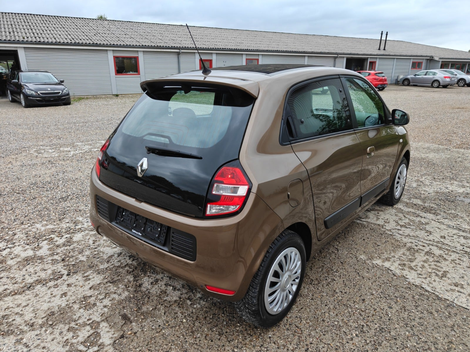 Gul Renault Twingo fra 2016