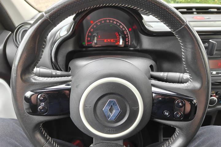 Gul Renault Twingo fra 2016