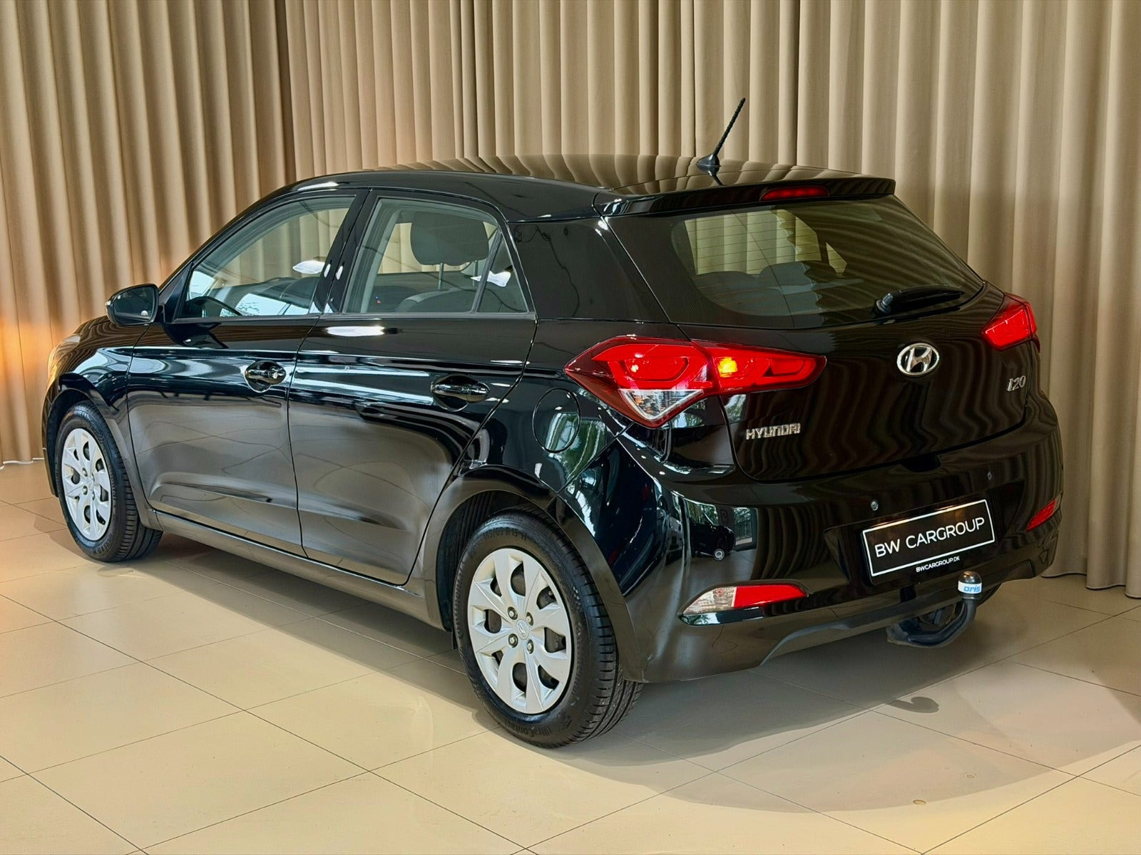 Sort Hyundai i20 fra 2016