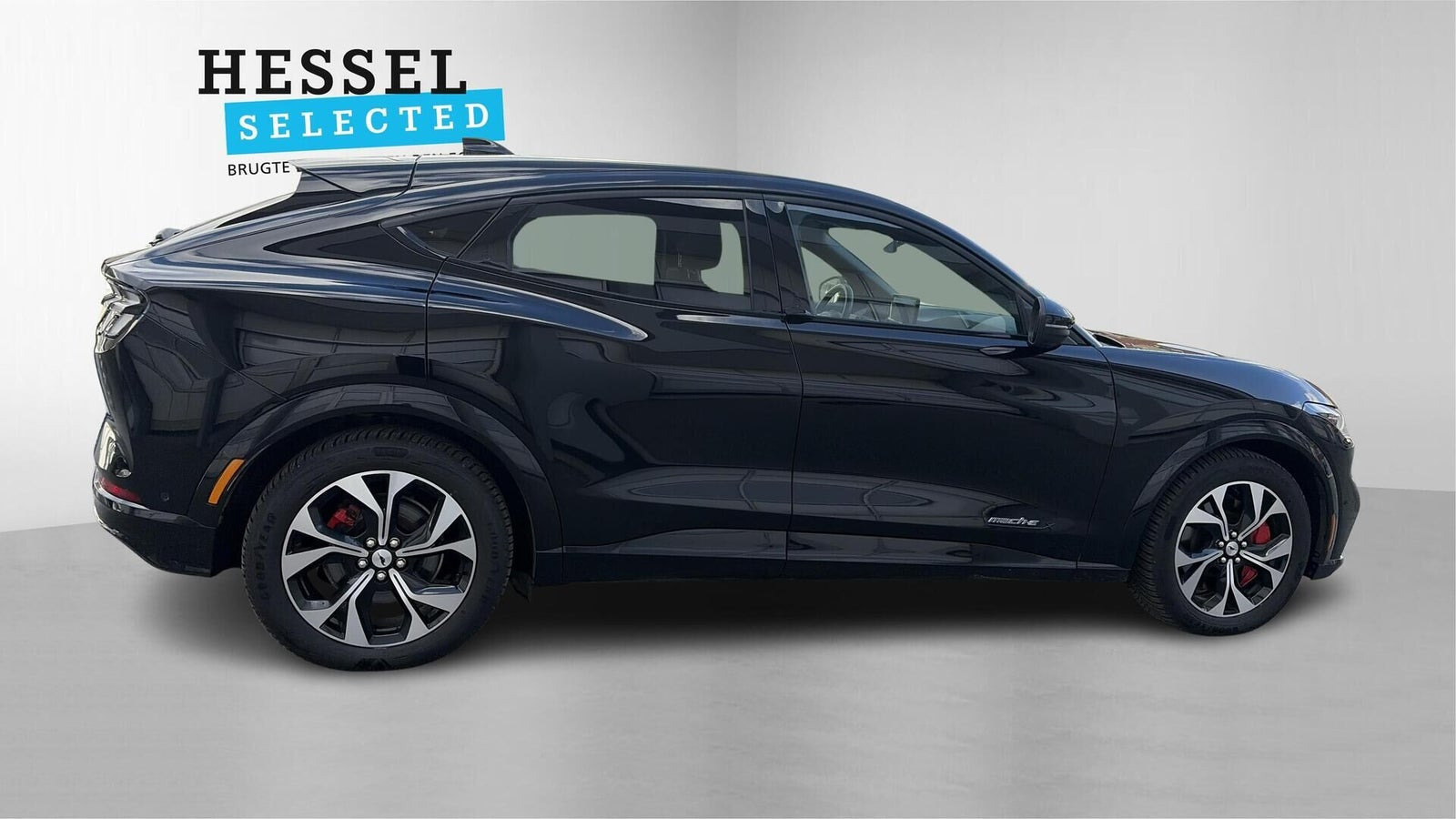Sort Ford Mustang Mach-E fra 2023