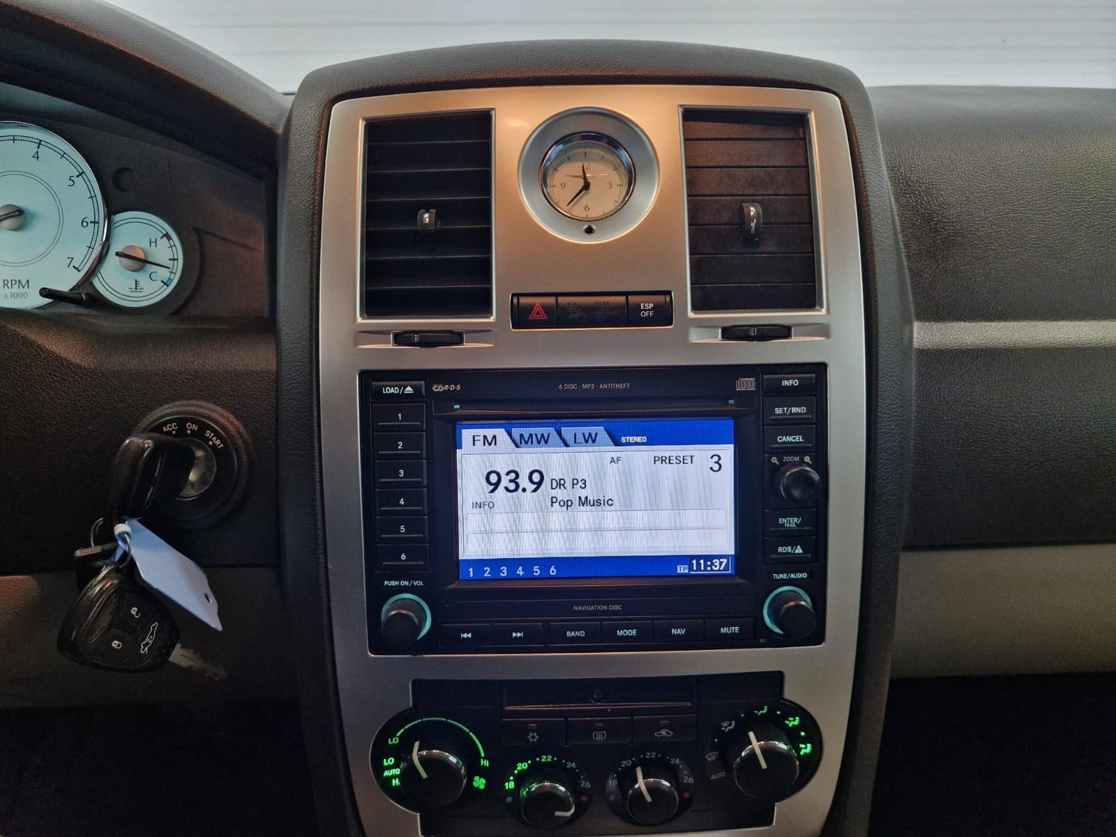 Hvid Chrysler 300C fra 2005