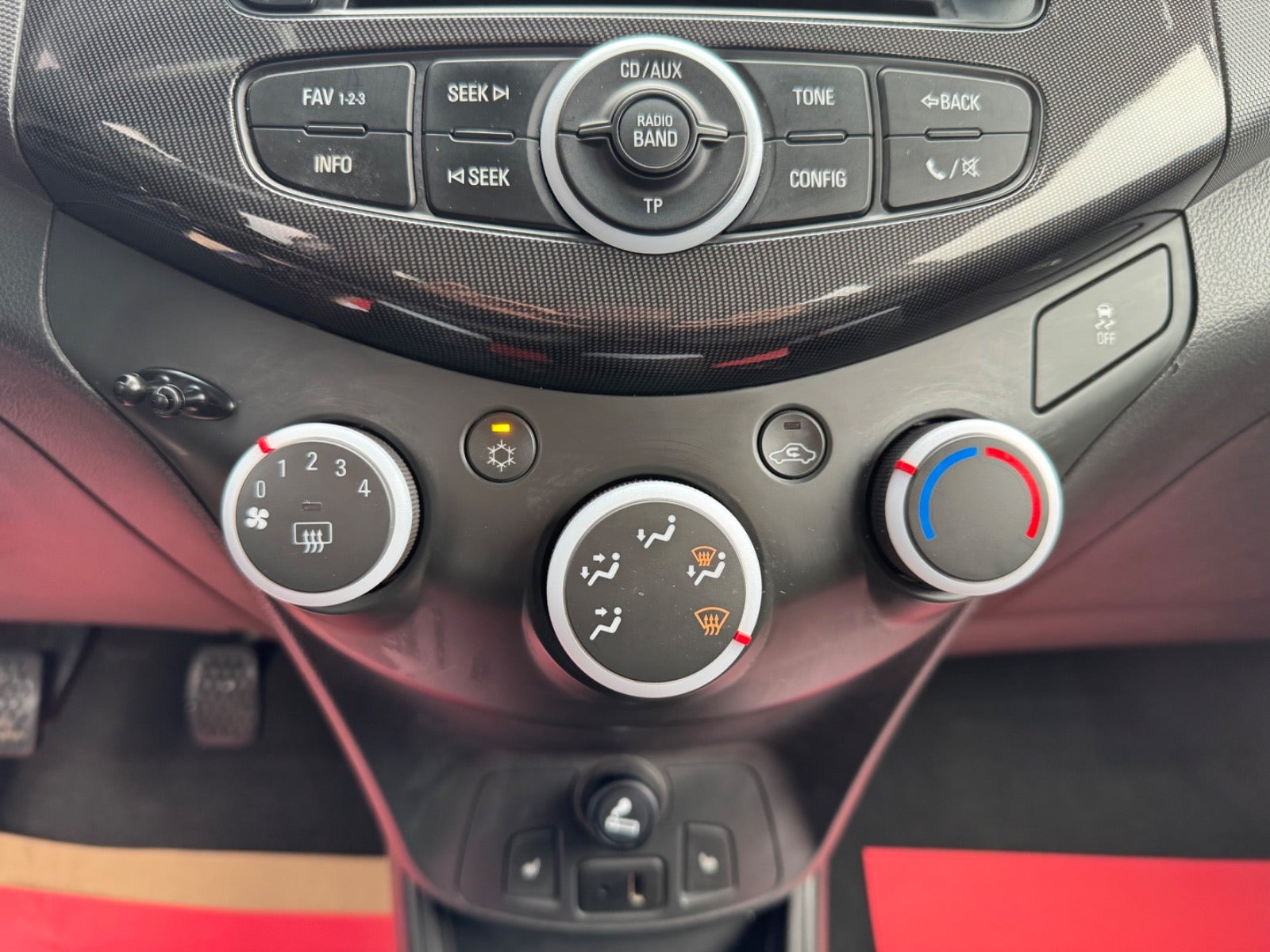 Blå Chevrolet Spark fra 2013