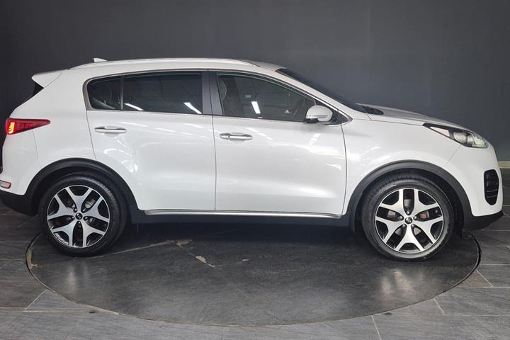 Hvid Kia Sportage fra 2016