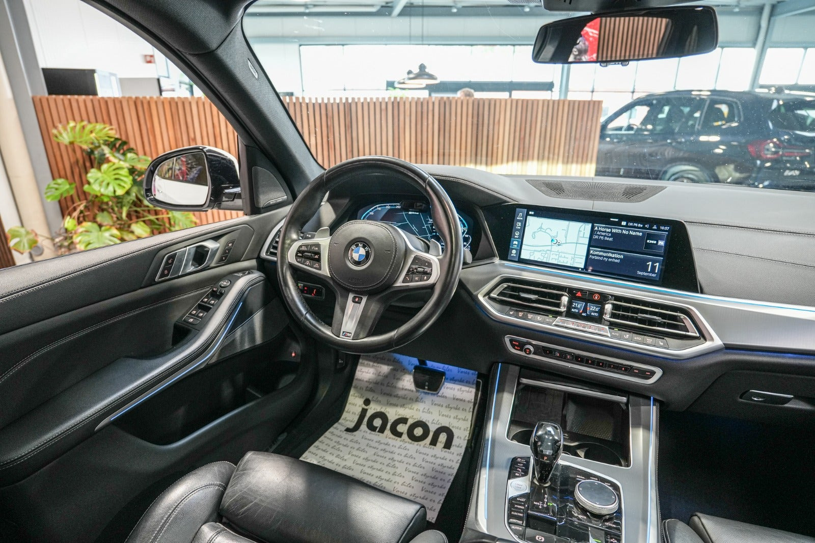 Hvid BMW X5 fra 2021