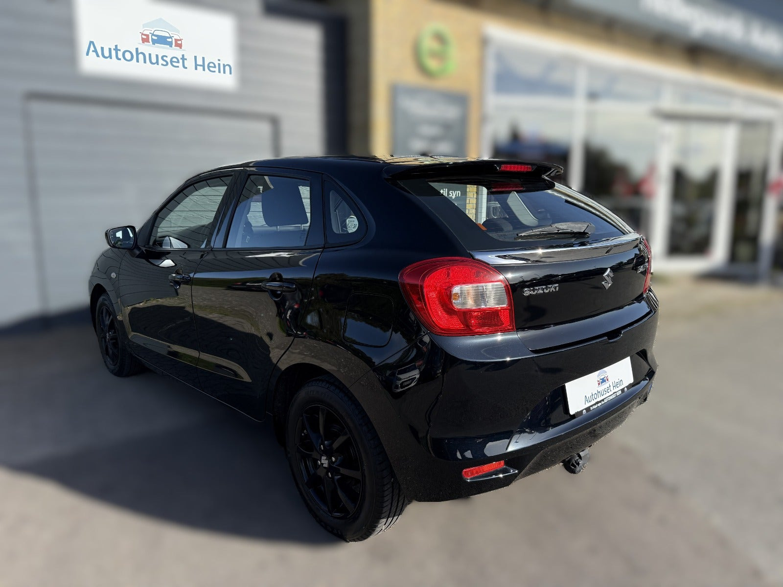 Sort Suzuki Baleno fra 2016