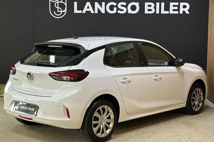Hvid Opel Corsa-e fra 2023