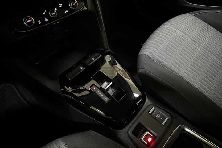 Hvid Opel Corsa-e fra 2023