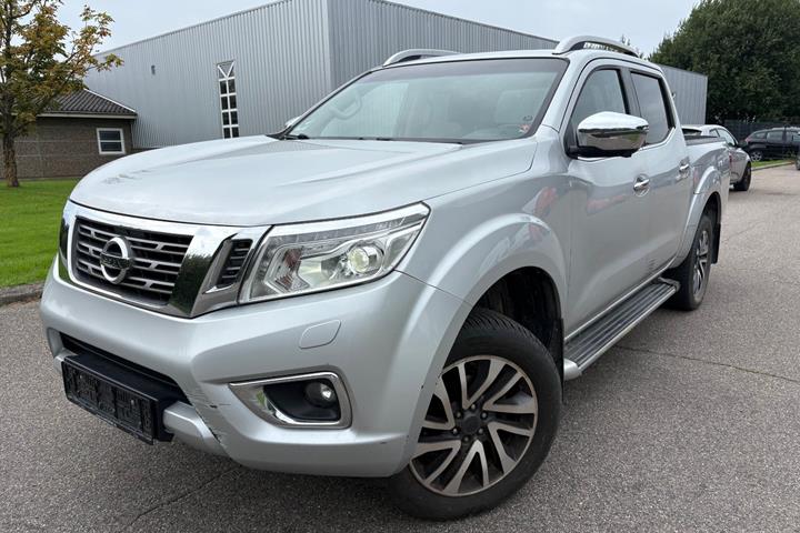 Sølv Nissan Navara fra 2021