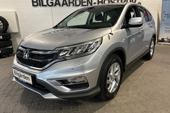 Sølv Honda CR-V fra 2015 set udefra
