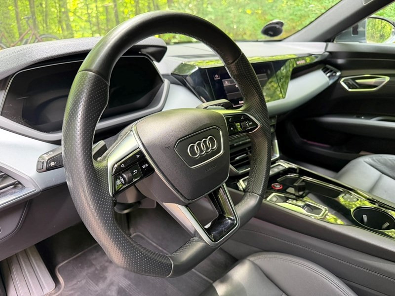 undefined Audi e-tron fra 2022