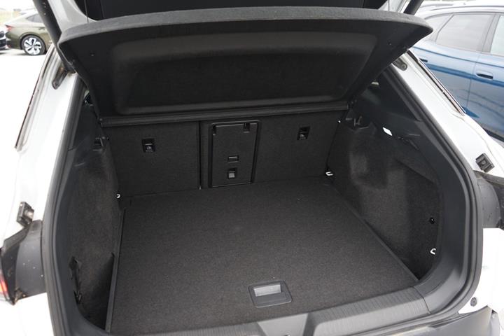 Hvid VW ID.4 fra 2023