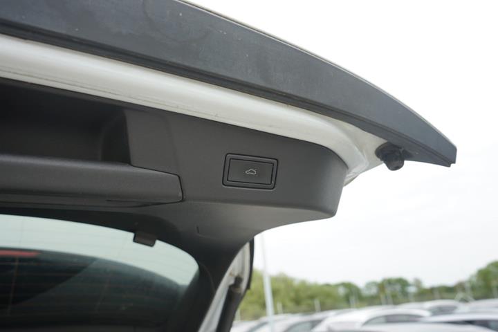 Hvid VW ID.4 fra 2023