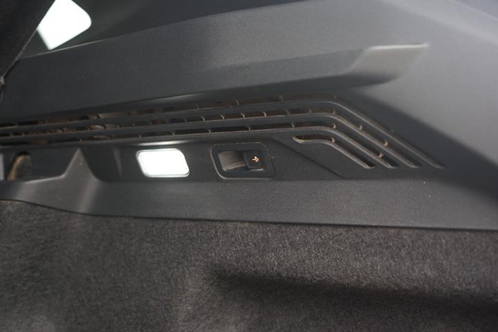 Hvid VW ID.4 fra 2023