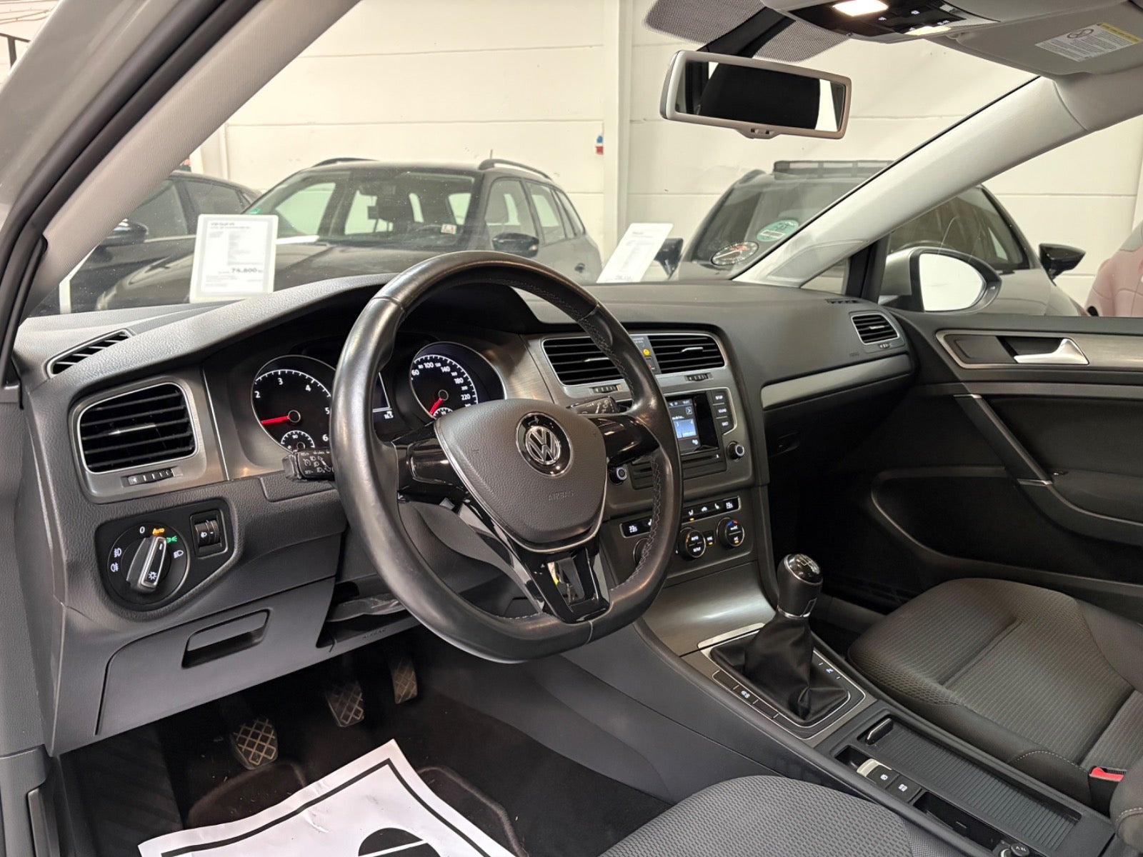 Grøn VW Golf VII fra 2013