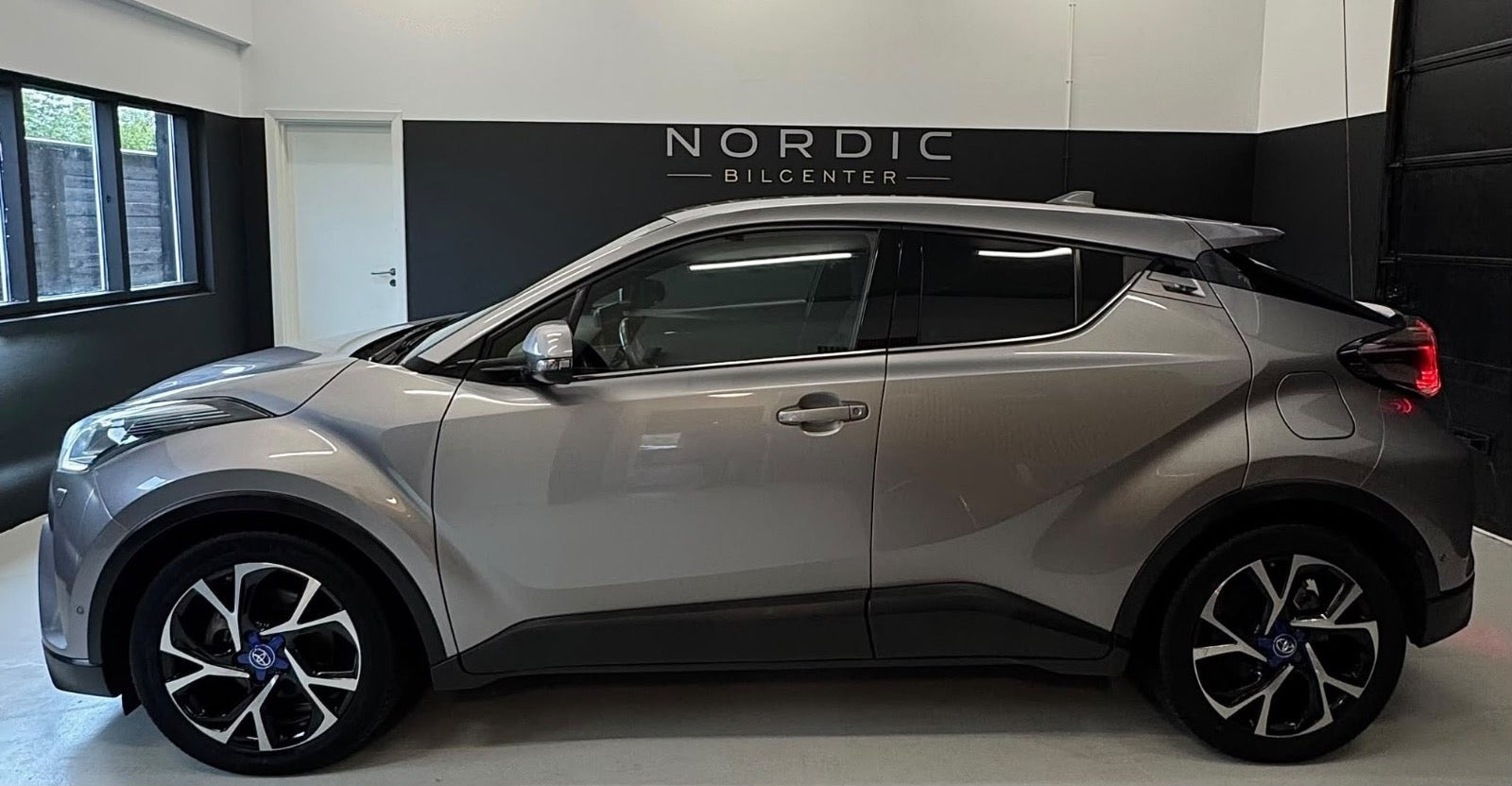 undefined Toyota C-HR fra 2019