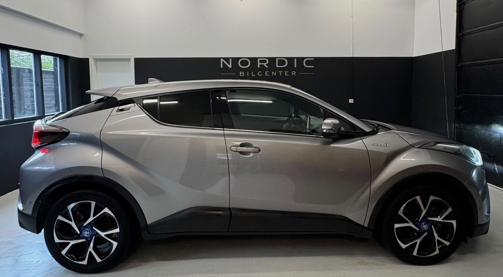 undefined Toyota C-HR fra 2019