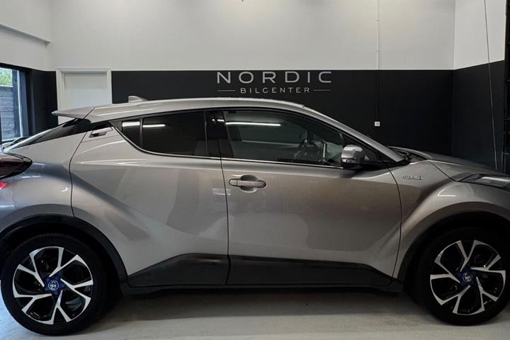 undefined Toyota C-HR fra 2019