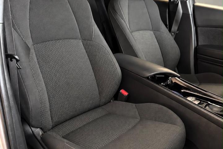 undefined Toyota C-HR fra 2019