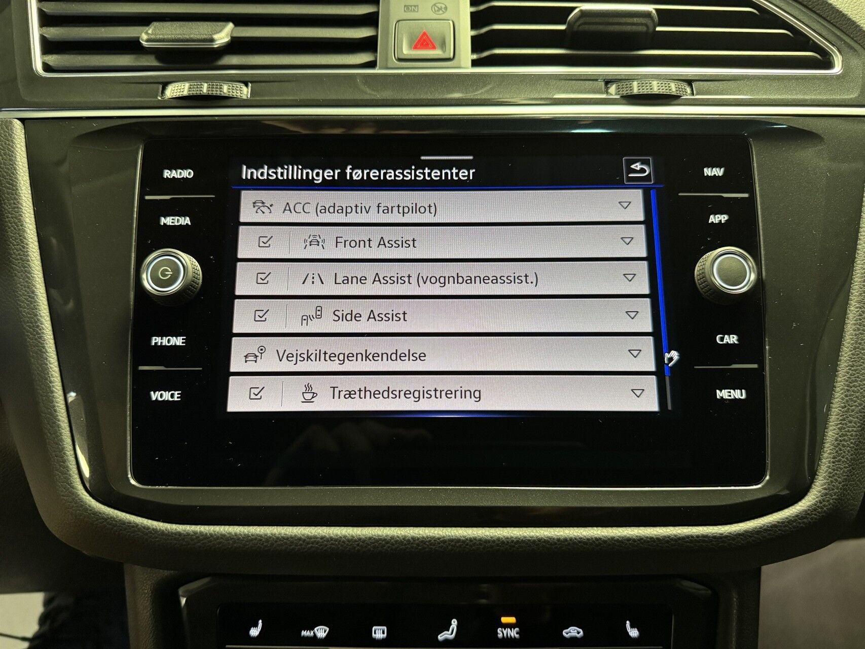 Sort VW Tiguan fra 2021