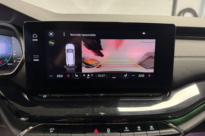 Sort Skoda Octavia fra 2022