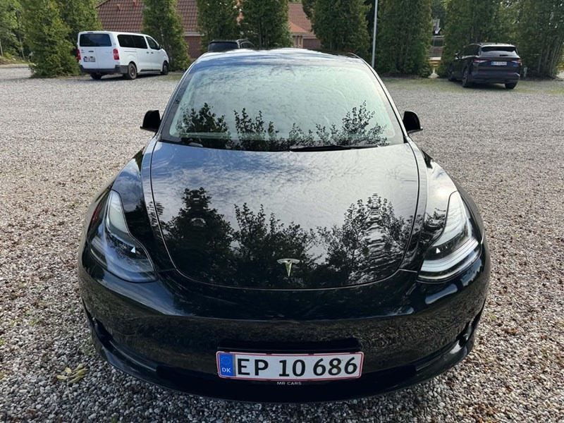 Tesla Model 3 Standard Range, 283ps, 2022