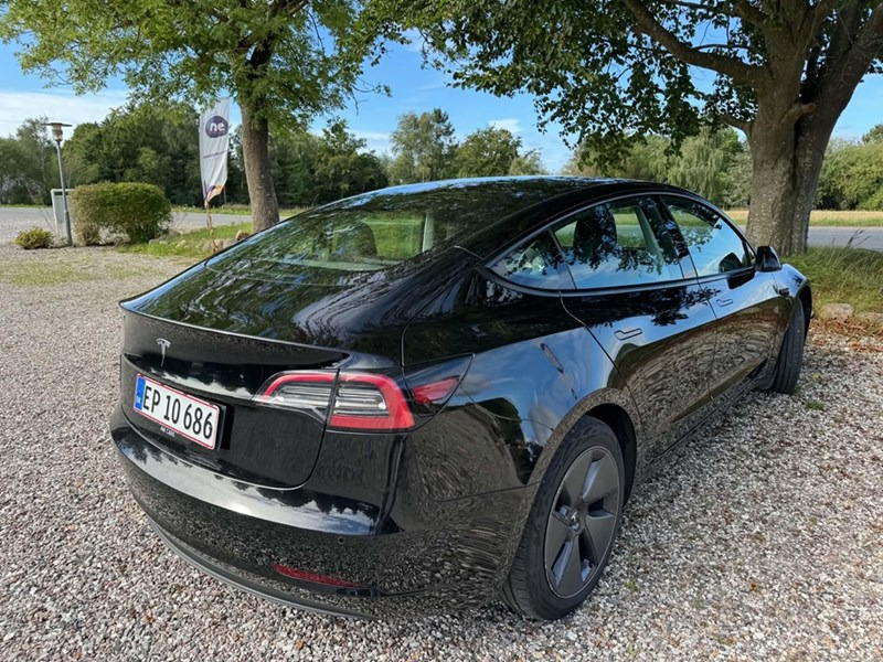 Tesla Model 3 Standard Range, 283ps, 2022