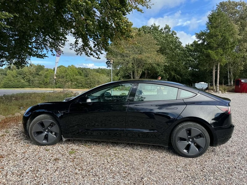 Tesla Model 3 Standard Range, 283ps, 2022
