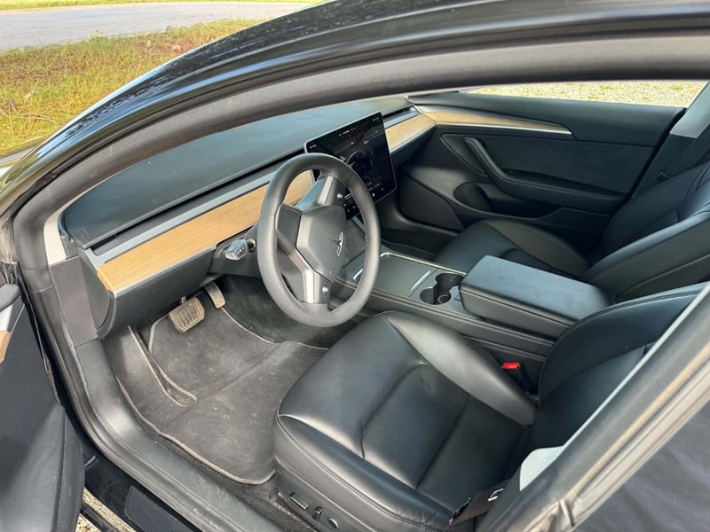 Tesla Model 3 Standard Range, 283ps, 2022