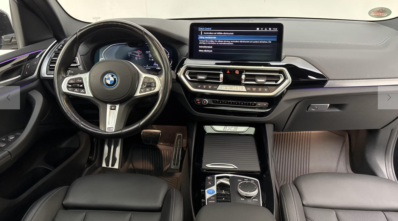 Sort BMW iX3 fra 2023