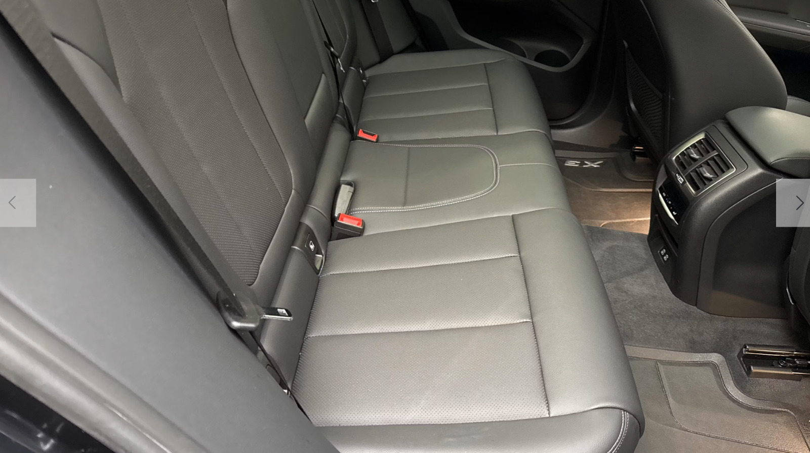 Sort BMW iX3 fra 2023