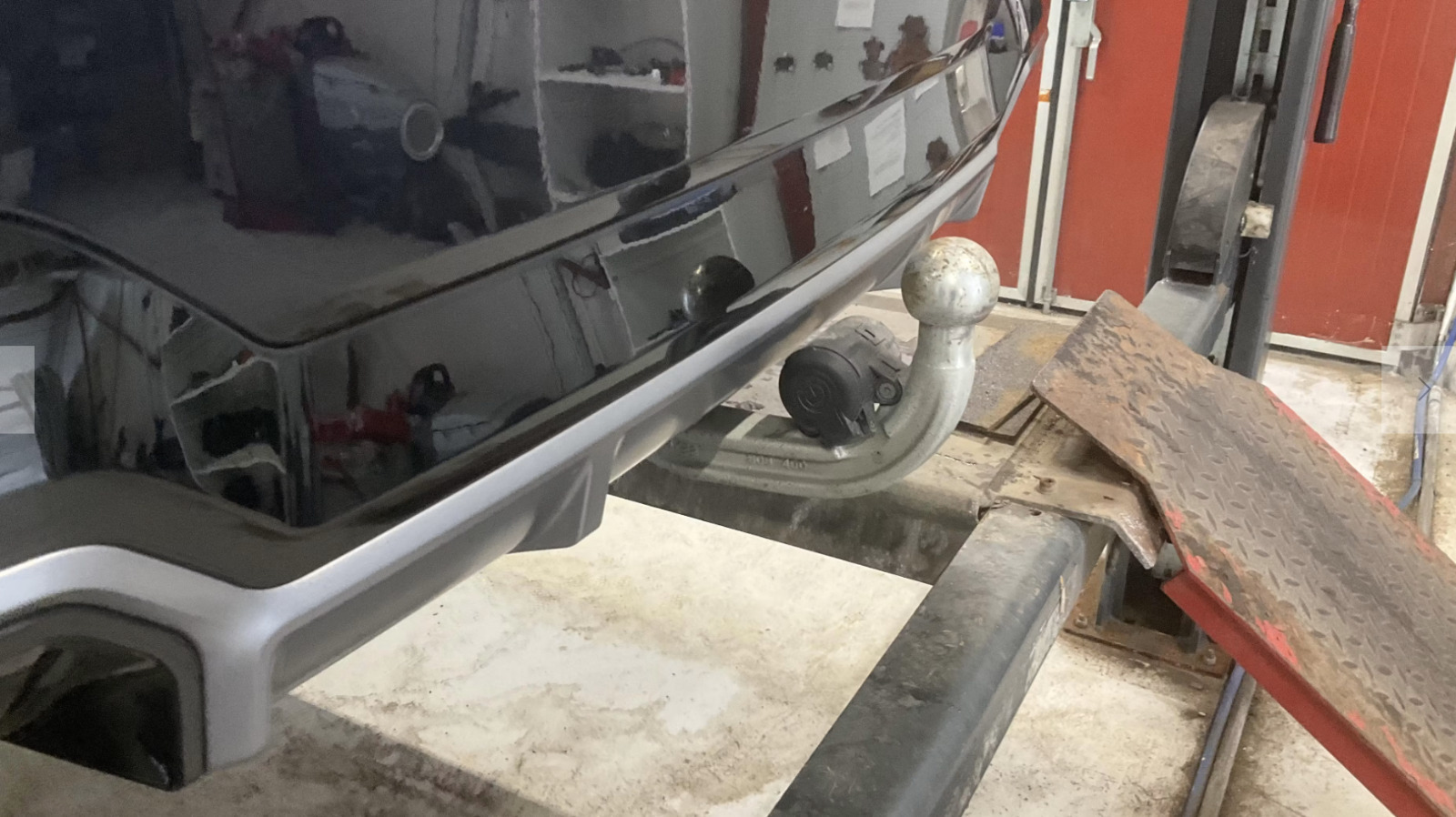 Sort BMW iX3 fra 2023