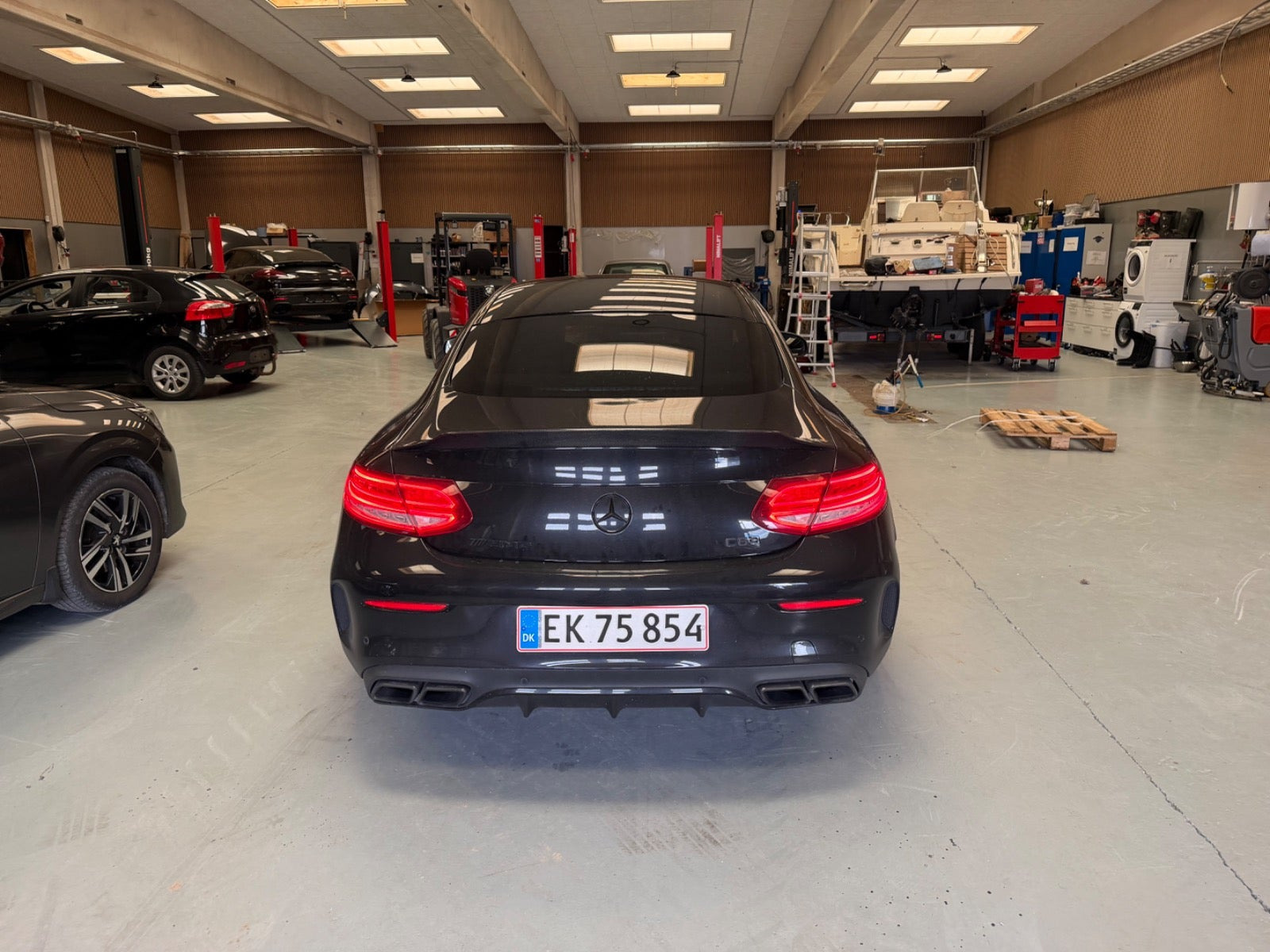 undefined Mercedes C63 fra 2016