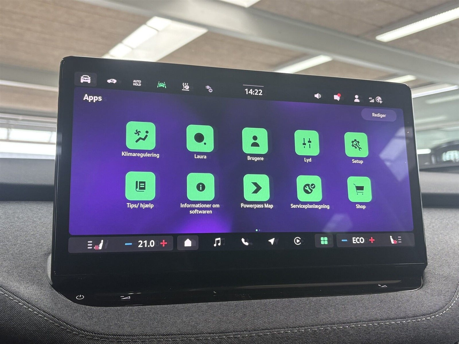 Grå Skoda Enyaq fra 2025