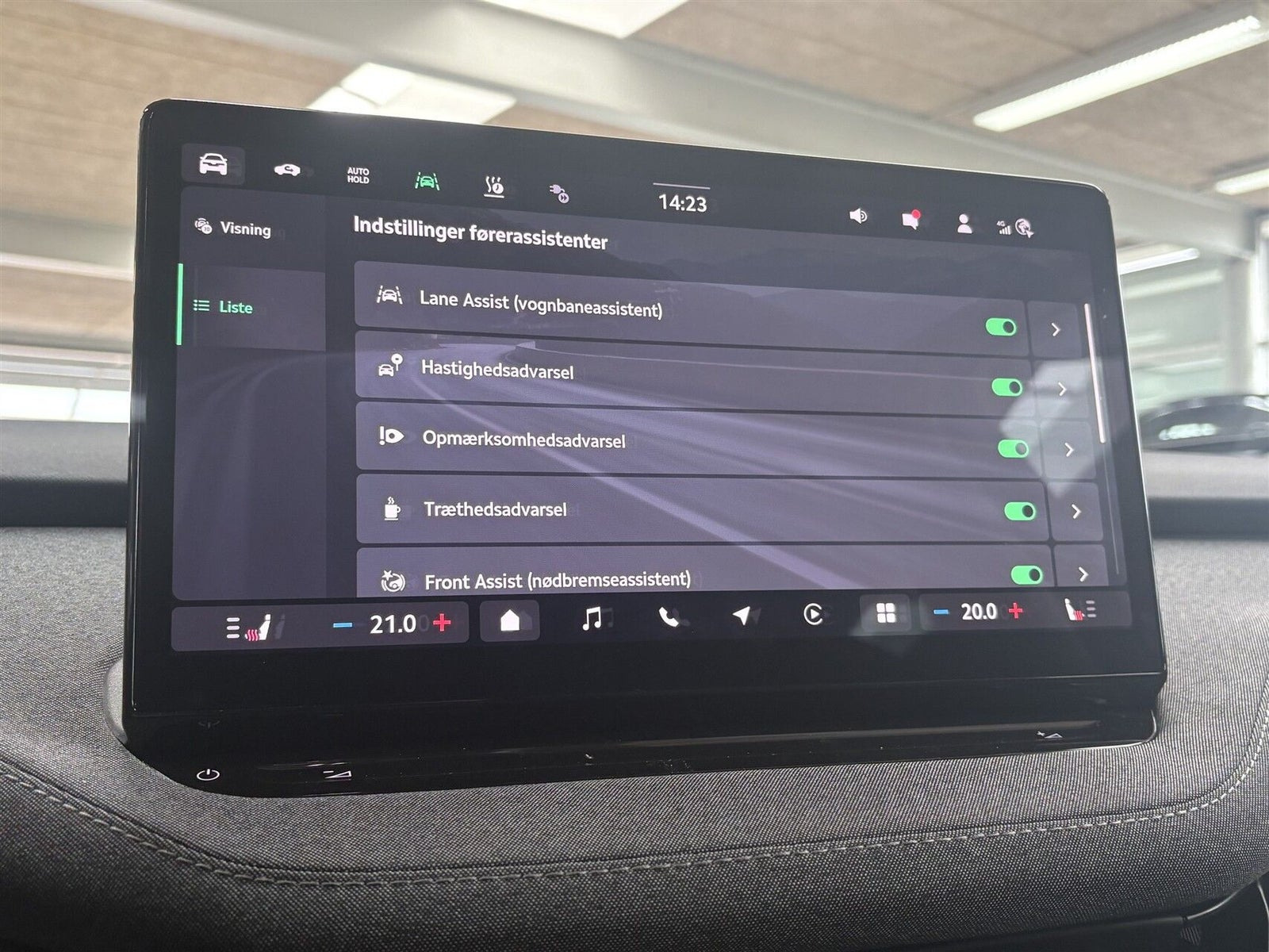 Grå Skoda Enyaq fra 2025