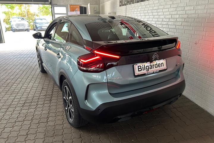 Blå Citroën ë-C4 fra 2022