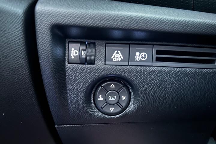 Blå Citroën ë-C4 fra 2022