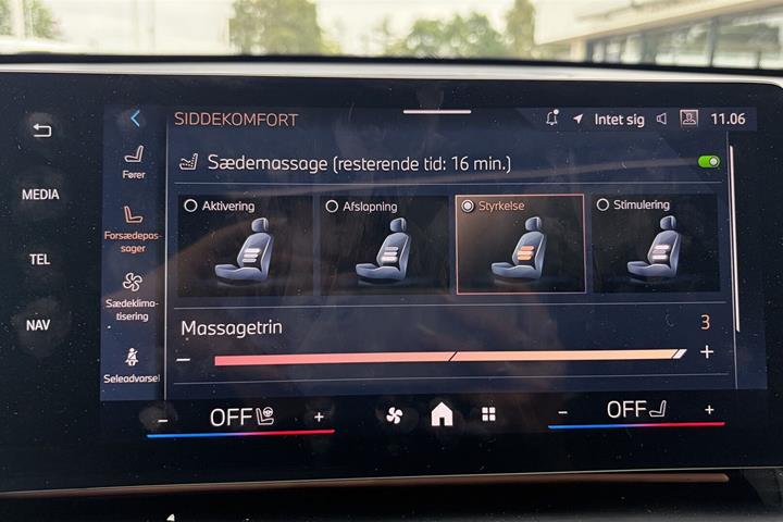 Hvid BMW iX1 fra 2025