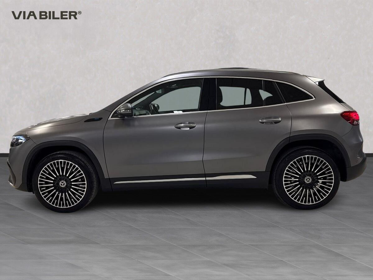 Grå Mercedes EQA250 fra 2021
