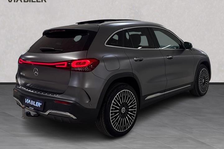 Grå Mercedes EQA250 fra 2021