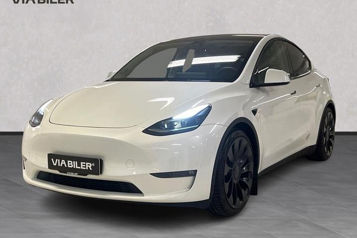 undefined Tesla Model Y fra 2023
