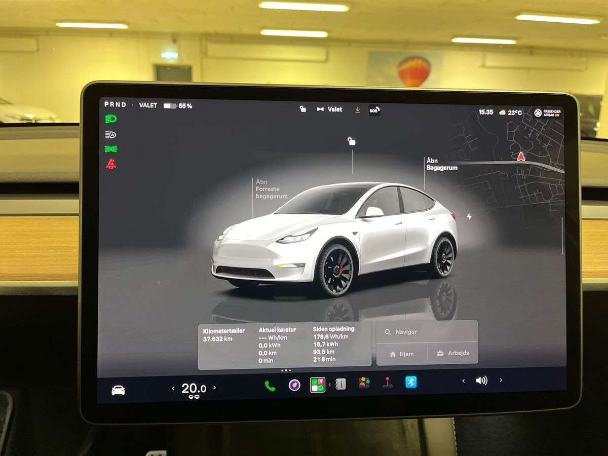 undefined Tesla Model Y fra 2023