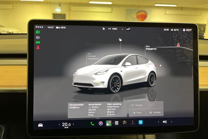 undefined Tesla Model Y fra 2023