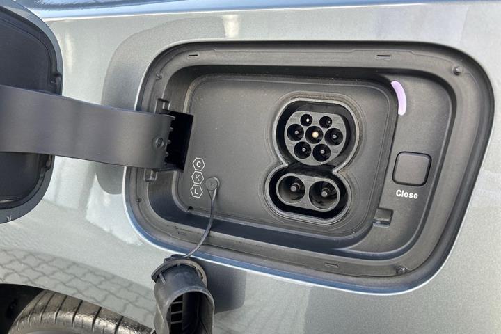 undefined Polestar 4 fra 2025