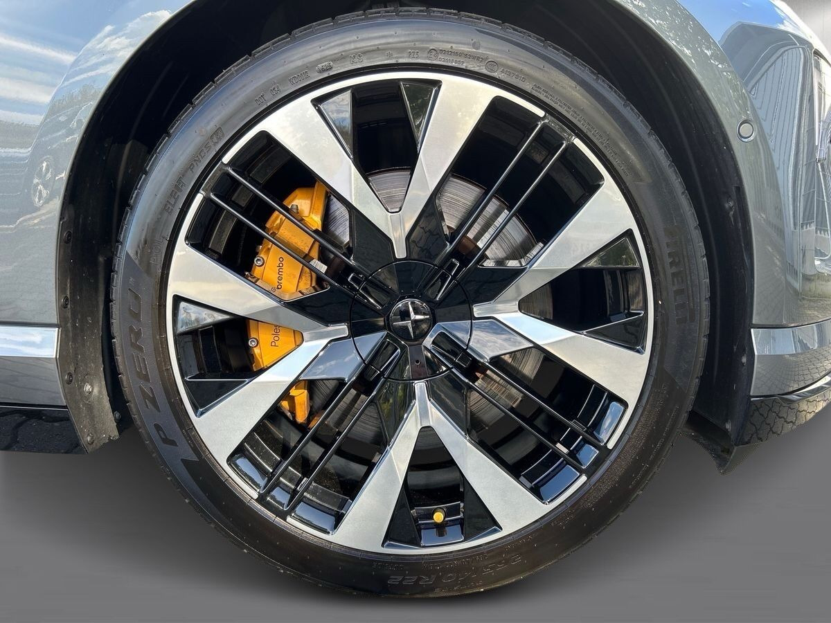 undefined Polestar 4 fra 2025