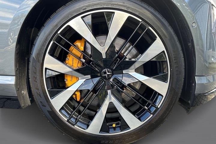 undefined Polestar 4 fra 2025