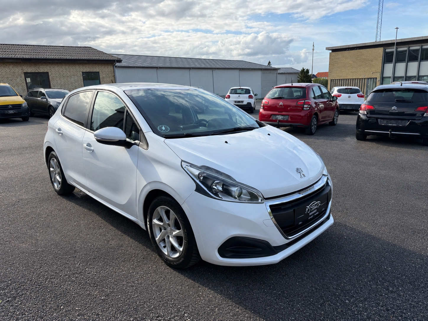 undefined Peugeot 208 fra 2016