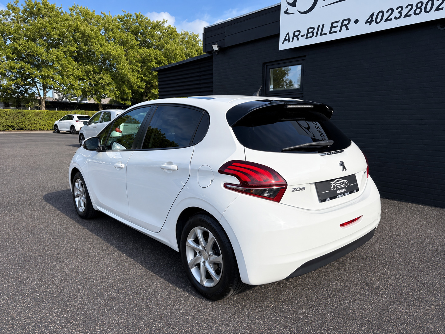 undefined Peugeot 208 fra 2016