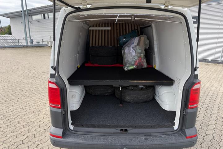 undefined VW Transporter fra 2017